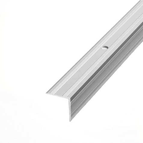 Угол серебро мат 20х20 0,9 купить в СОМ