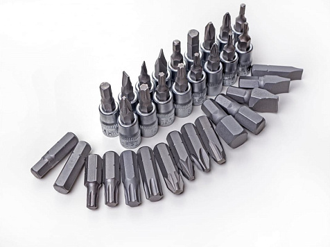 Набор инструмента СЕРВИС КЛЮЧ, 1/2", 1/4", 82 предмета купить в СОМ